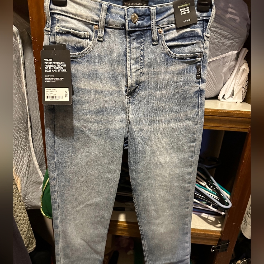 Women's New Jeans